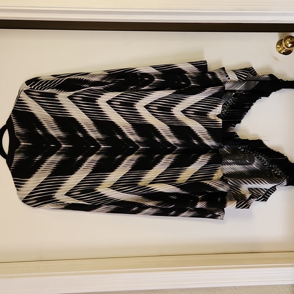 Frank Lyman Design Women's Draped Cardigan - Picture 2 of 7